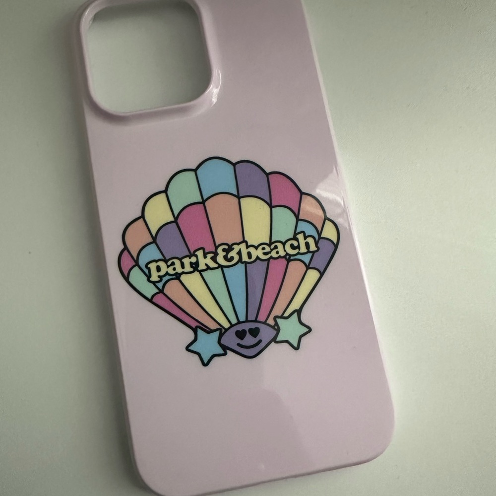 Park & Beach Pastel Shell 14pro max Phone Case